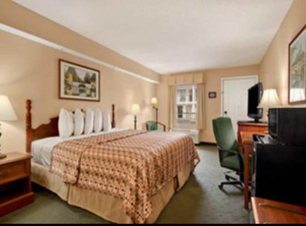 Hotel Baymont By Wyndham 2*